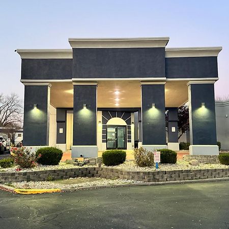 Quality Inn & Suites Cincinnati Buitenkant foto