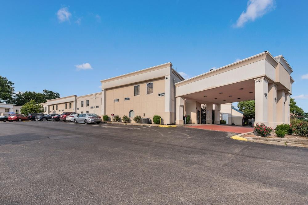Quality Inn & Suites Cincinnati Buitenkant foto