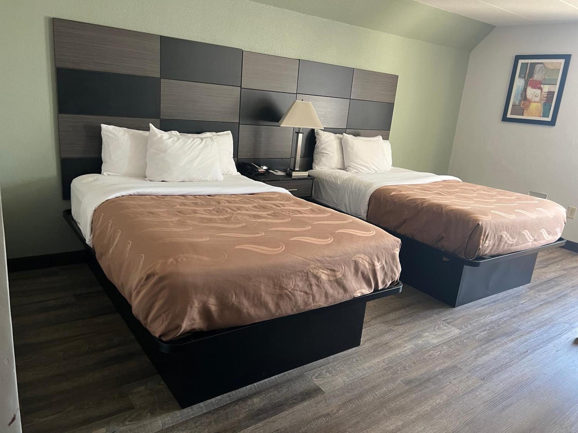 Quality Inn & Suites Cincinnati Buitenkant foto